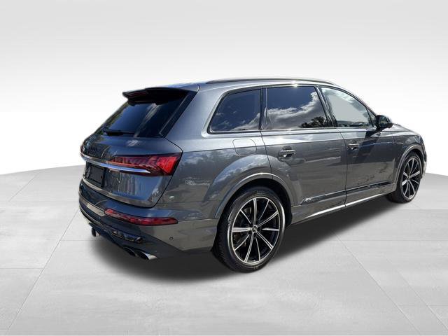 Used 2021 Audi SQ7 Prestige AWD/4WD image 3
