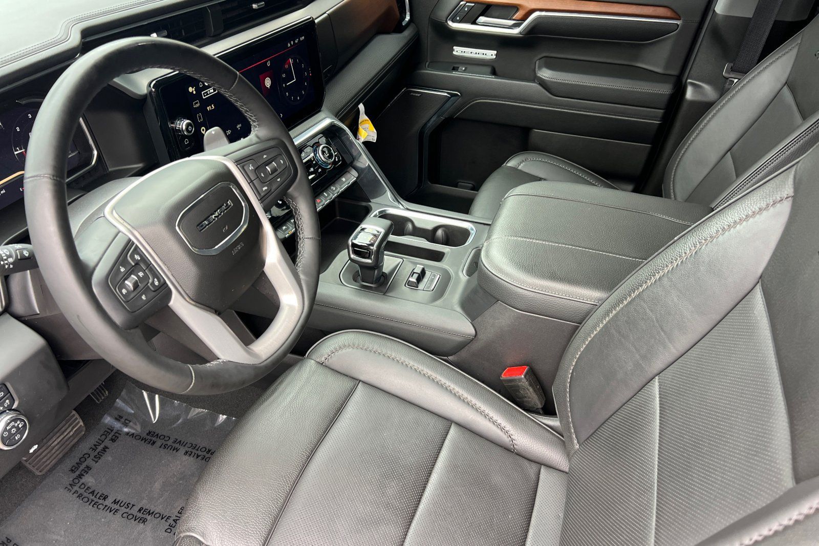Used 2023 GMC Sierra 1500 Denali w/ Denali Reserve Package AWD/4WD image 10
