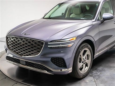 New 2026 Genesis GV70 2.5T Select AWD/4WD image 9