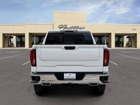 Used 2023 GMC Sierra 1500 SLT w/ SLT Premium Plus Package AWD/4WD image 6