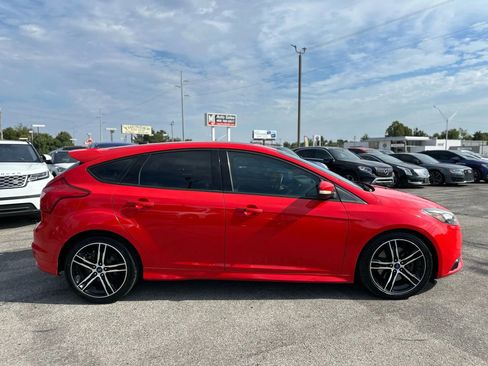 Used 2014 Ford Focus ST w/ Equipment Group 202A image 5