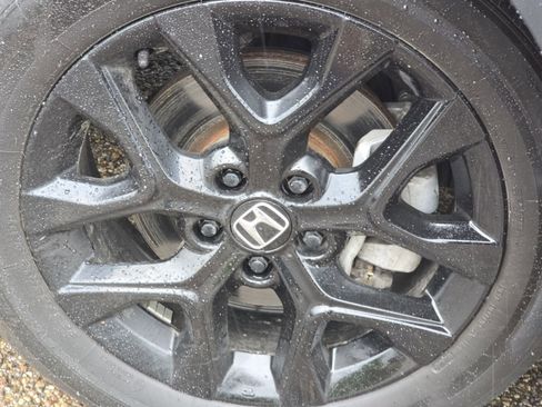 Used 2023 Honda HR-V Sport image 13