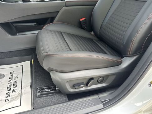 New 2026 Nissan Rogue SV AWD/4WD image 29