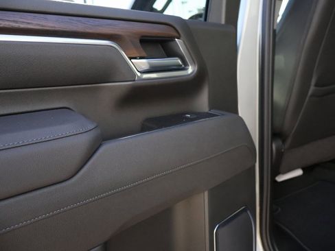 New 2026 GMC Sierra 2500 SLT w/ SLT Convenience Package image 24