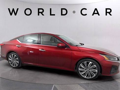 Used 2023 Nissan Altima 2.5 SL image 12