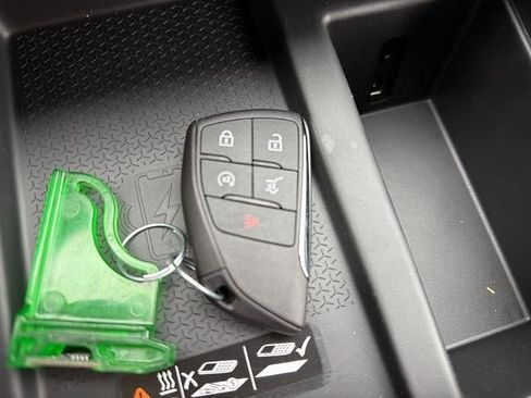 New 2026 GMC Acadia AT4 w/ Super Cruise Package image 28