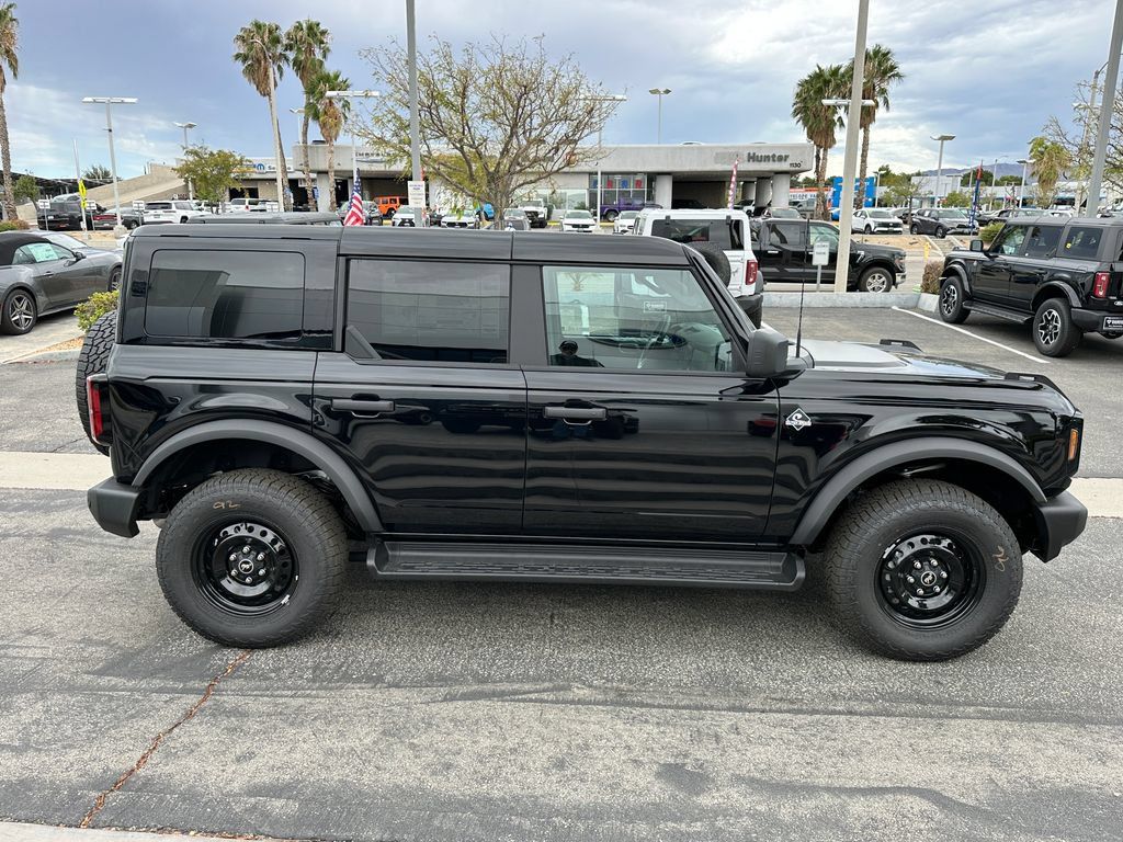 New 2026 Ford Bronco Outer Banks AWD/4WD image 9