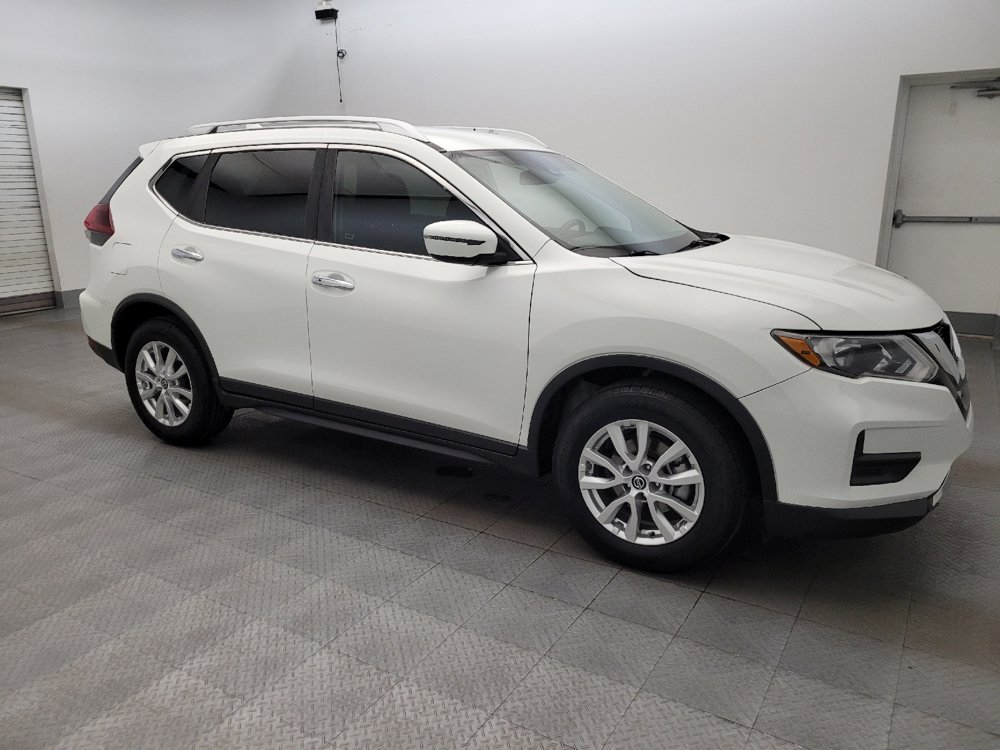 Used 2020 Nissan Rogue SV FWD image 11