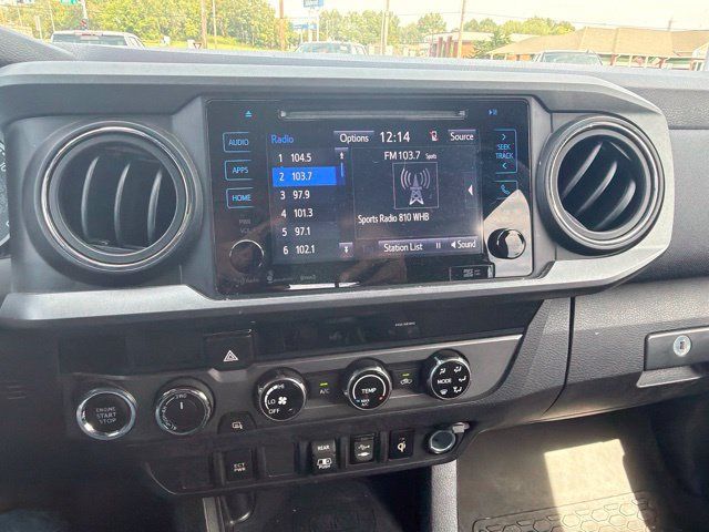 Used 2018 Toyota Tacoma TRD Off-Road AWD/4WD image 47