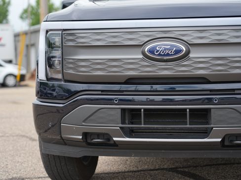 Used 2022 Ford F150 Lightning Lariat w/ Equipment Group 511A High AWD/4WD image 11