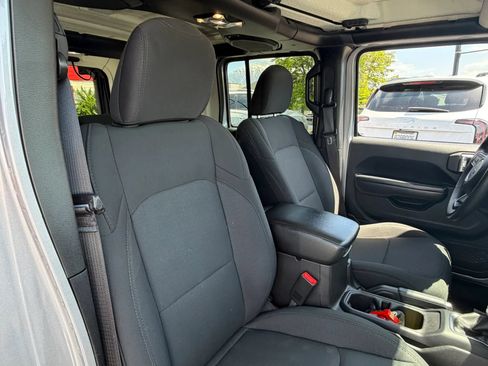 Used 2019 Jeep Wrangler Unlimited Sport S AWD/4WD image 27