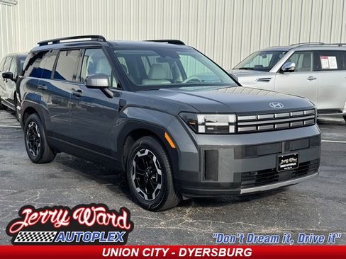 Used 2025 Hyundai Santa Fe SEL image 1