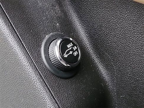 Certified 2021 Cadillac XT5 Premium Luxury w/ Platinum Package image 26