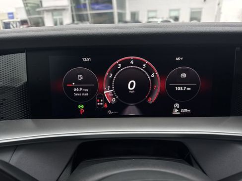 New 2026 Volkswagen Tiguan SE R-Line FWD image 11