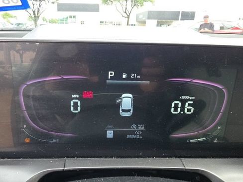 Used 2024 Kia Telluride S FWD image 5
