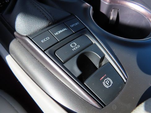 Used 2024 Toyota Camry XSE w/ Navigation Package image 30