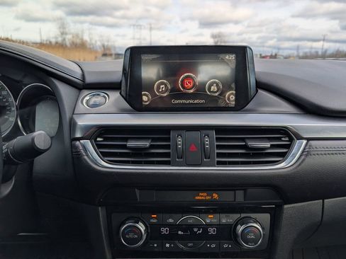 Used 2017 MAZDA MAZDA6 Touring image 19