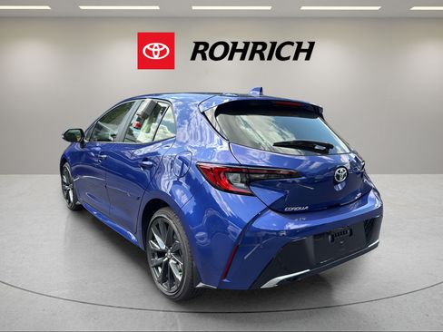 Certified 2025 Toyota Corolla XSE FWD image 11