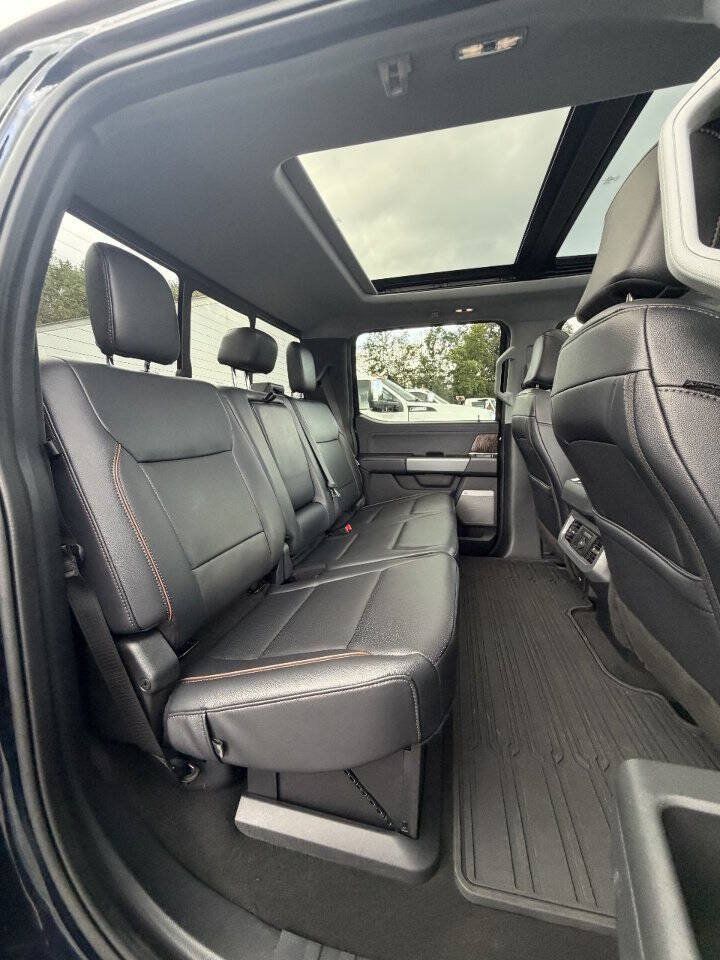 Used 2025 Ford F450 Lariat w/ Lariat Ultimate Package AWD/4WD image 31