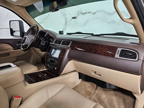Used 2014 GMC Yukon Denali AWD/4WD image 36
