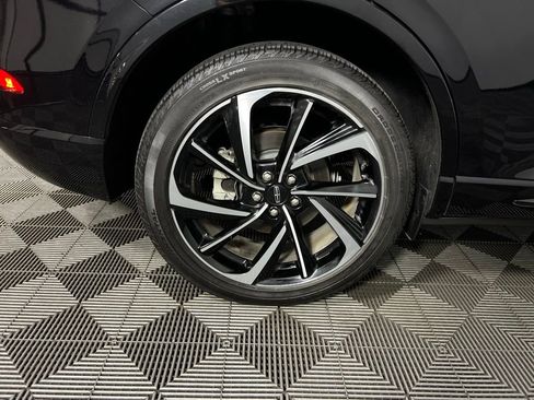 Used 2024 Lincoln Corsair Grand Touring image 25