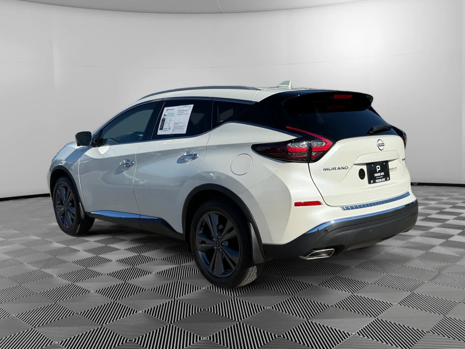 Used 2024 Nissan Murano Platinum w/ Cargo Package AWD/4WD image 3