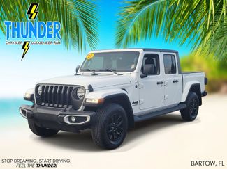 Used 2023 Jeep Gladiator Sport AWD/4WD video 2