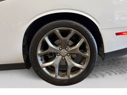 Used 2016 Dodge Challenger SXT Plus RWD image 45