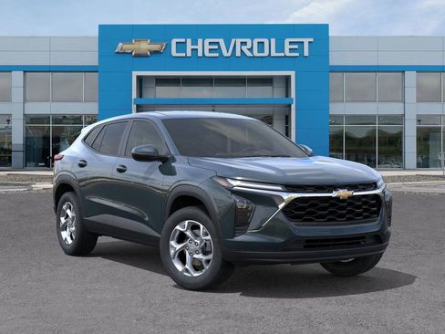 New 2026 Chevrolet Trax LS w/ LS Convenience Package image 11