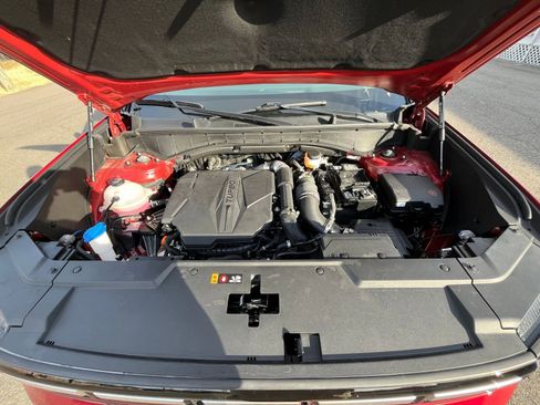 Used 2025 Hyundai Santa Fe SEL image 33