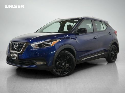 Used 2020 Nissan Kicks SR w/ SR Premium Package FWD image 1