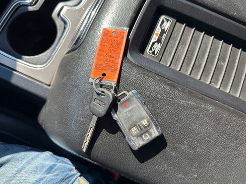 Used 2018 GMC Sierra 1500 Denali image 47