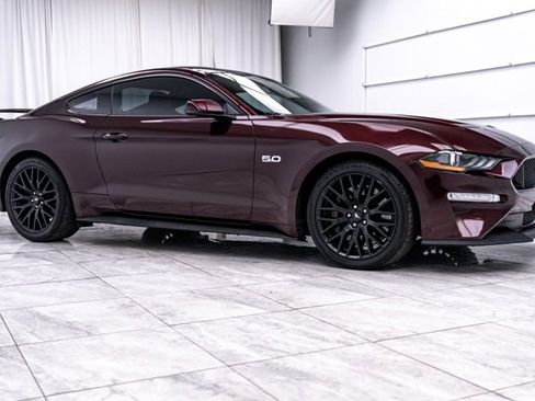 Used 2018 Ford Mustang GT Premium w/ GT Performance Package image 2