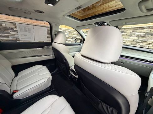Certified 2023 Hyundai Palisade Calligraphy image 31