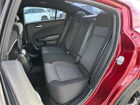 Used 2018 Dodge Charger SXT w/ Blacktop Package image 35