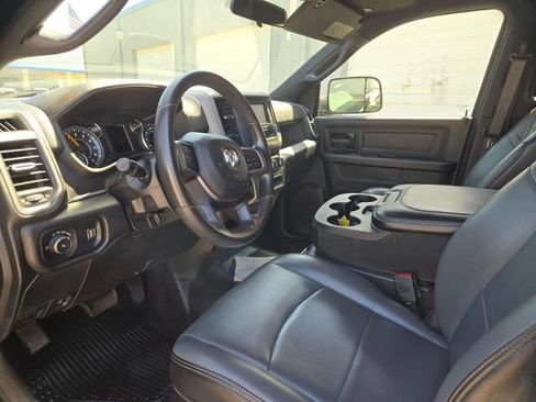 Used 2021 RAM 2500 Tradesman w/ Chrome Appearance Group AWD/4WD image 11