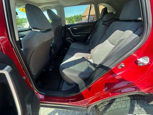 Used 2023 Toyota RAV4 XLE w/ Convenience Package AWD/4WD image 17