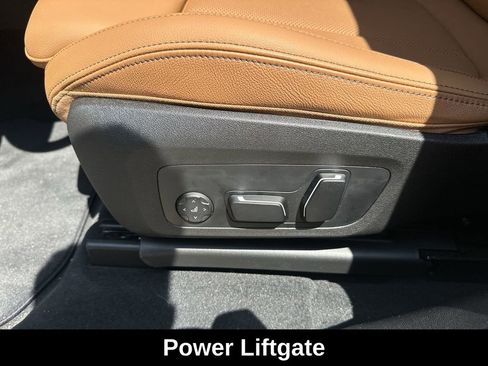 Used 2024 BMW X3 xDrive30i w/ Convenience Package image 17