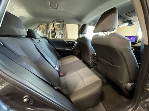Used 2024 Toyota RAV4 XLE image 19