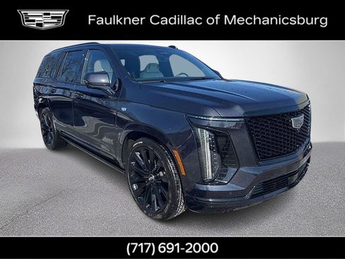 Used 2026 Cadillac Escalade Platinum Sport w/ LPO, ONYX Package image 2