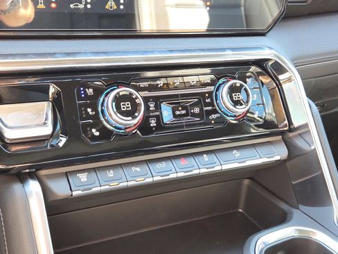 New 2026 GMC Sierra 3500 Denali w/ Technology Package AWD/4WD image 18