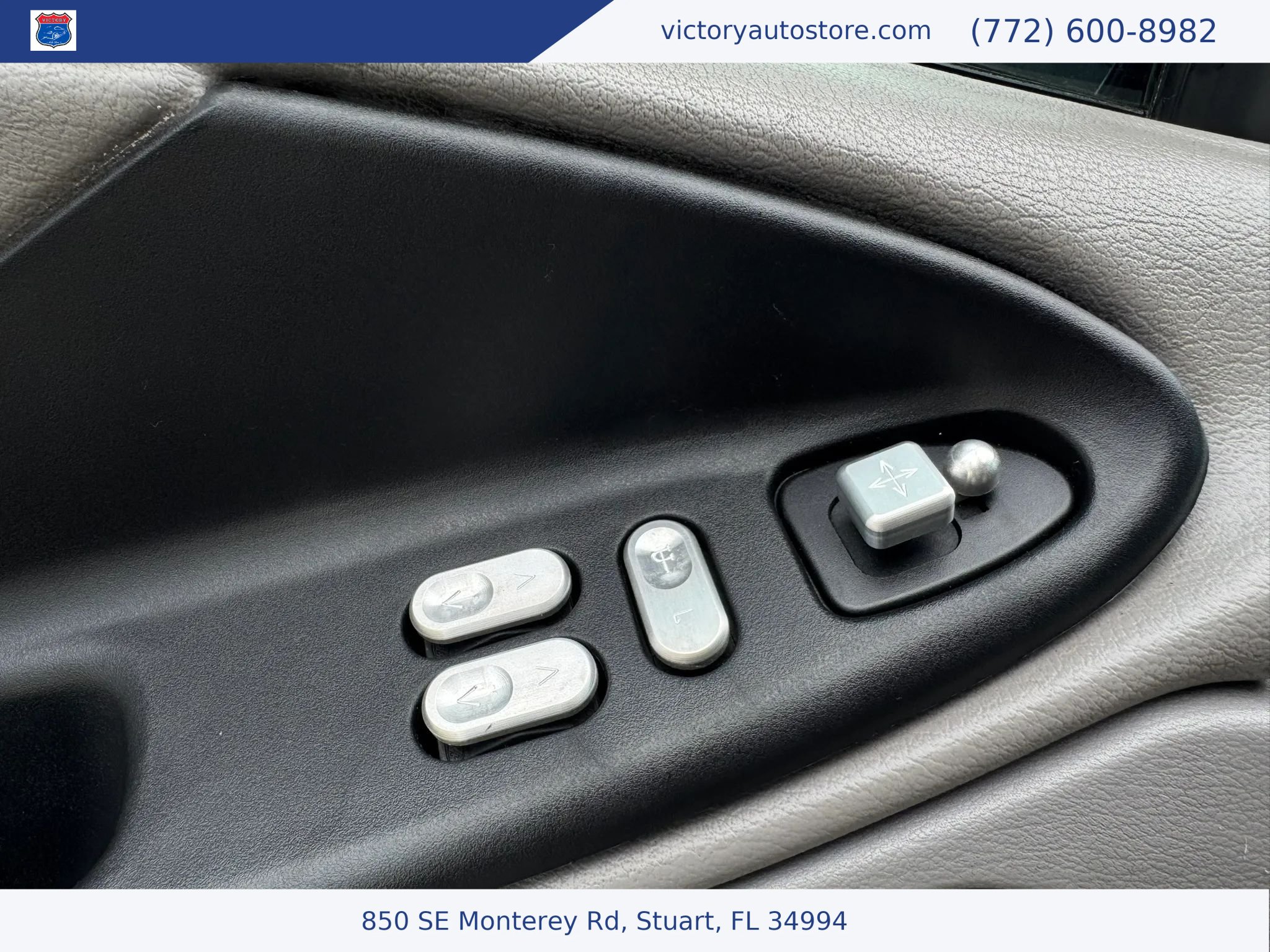 Used 2000 Ford Mustang GT RWD image 19