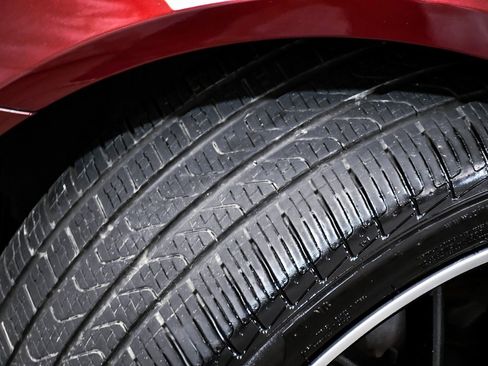 Used 2023 Porsche Panamera Platinum Edition image 88