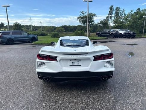 Used 2022 Chevrolet Corvette Stingray Preferred Cpe w/ Z51 Performance Package RWD image 5