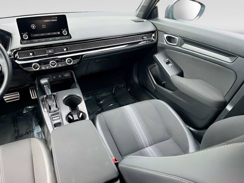 Used 2025 Honda Civic Sport image 21