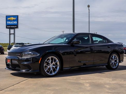Used 2023 Dodge Charger GT image 3