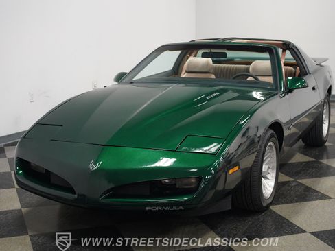 Used 1991 Pontiac Firebird Formula image 22
