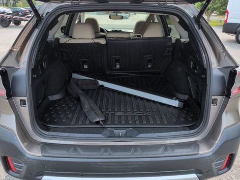 Used 2021 Subaru Outback Limited XT AWD/4WD image 30