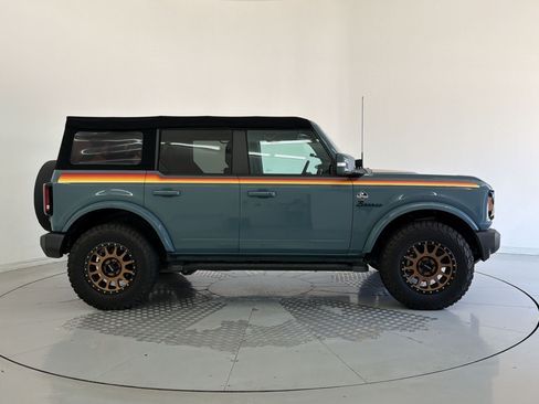 Used 2022 Ford Bronco Outer Banks AWD/4WD image 8