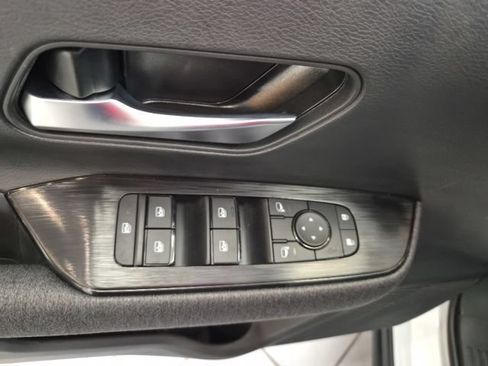 New 2026 Nissan Kicks SV w/ Cold Weather Package AWD/4WD image 16